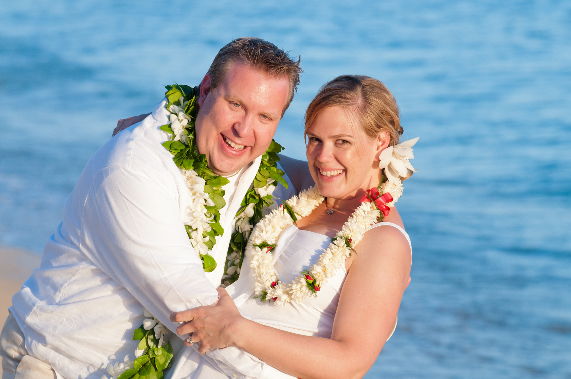 One of our favorite weddings we have shot was in Waikiki, Hawaii at the Hale Koa hotel. The Hale Koa is a military hotel and caters to all enlisted personnel as well as officers in the military. It is located on the main drag in Waikiki and right next to the Hilton Waikiki hotel. You simply can not beat the wonderful weather that Oahu has to offer.